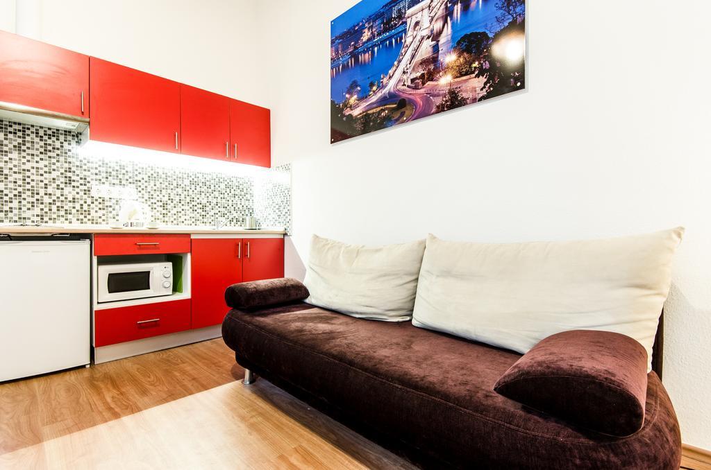 Like Home - City Center - Style Apartment Βουδαπέστη Εξωτερικό φωτογραφία