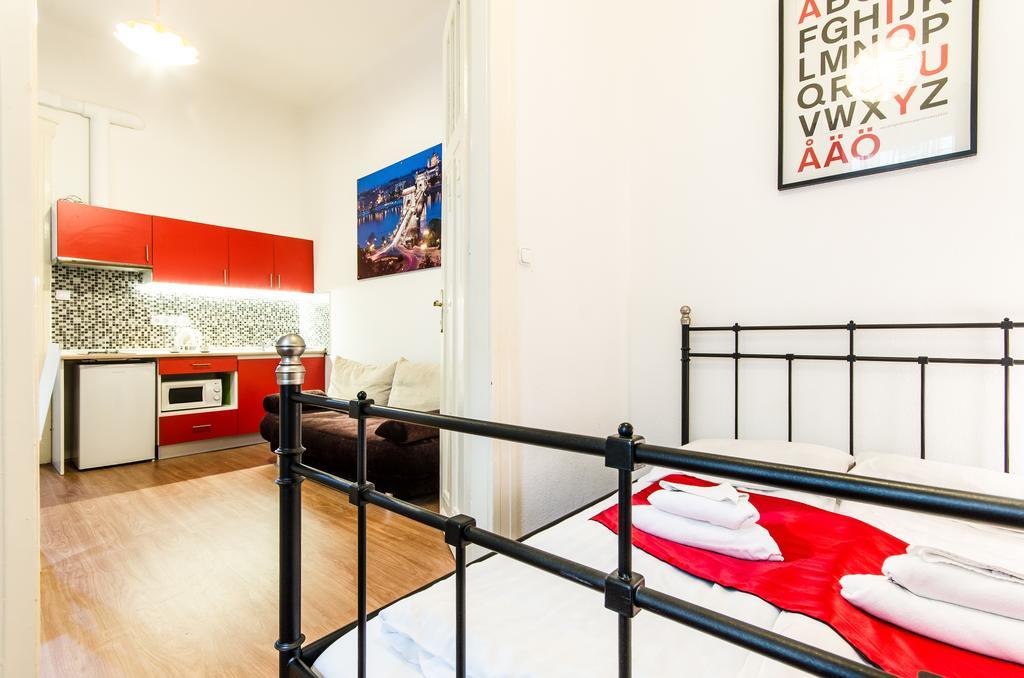 Like Home - City Center - Style Apartment Βουδαπέστη Εξωτερικό φωτογραφία